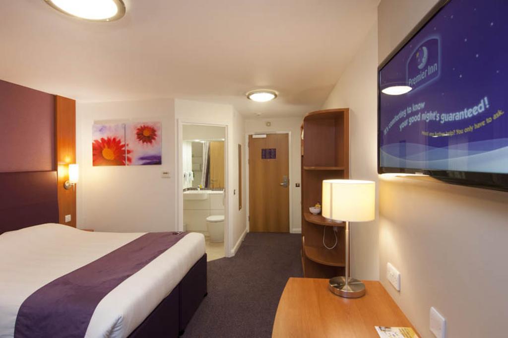 Premier Inn Dundee West المظهر الخارجي الصورة