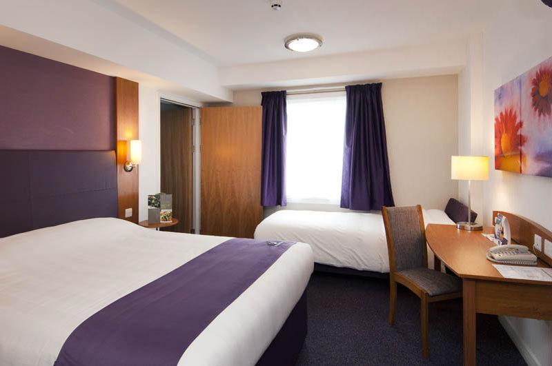 Premier Inn Dundee West المظهر الخارجي الصورة